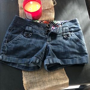 Cute denim shorts